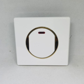 Bouton poussoir sonnerie encastré