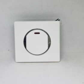 Bouton poussoir sonnerie encastré