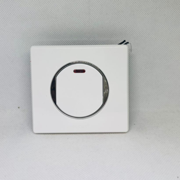 Bouton poussoir sonnerie encastré