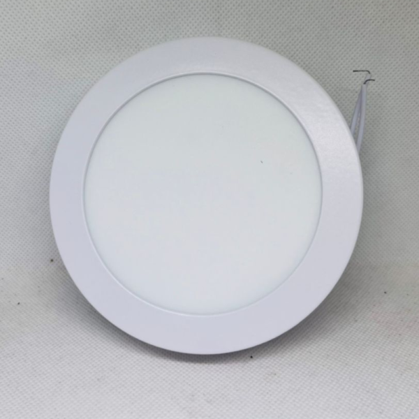 Spot apparent 6W