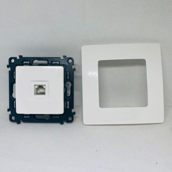 Prise téléphone encastrée – Image 2