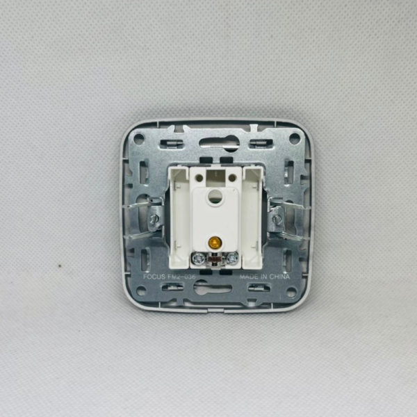 Prise télévision encastrée – Image 3