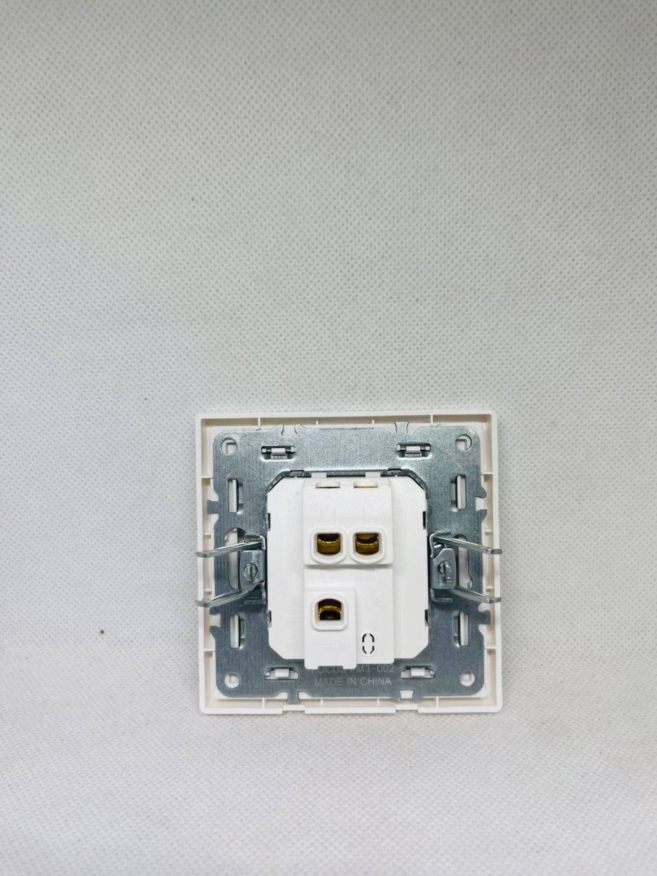 Interrupteur Simple Allumage Va-et-Vient Blanc Encastré – Image 4